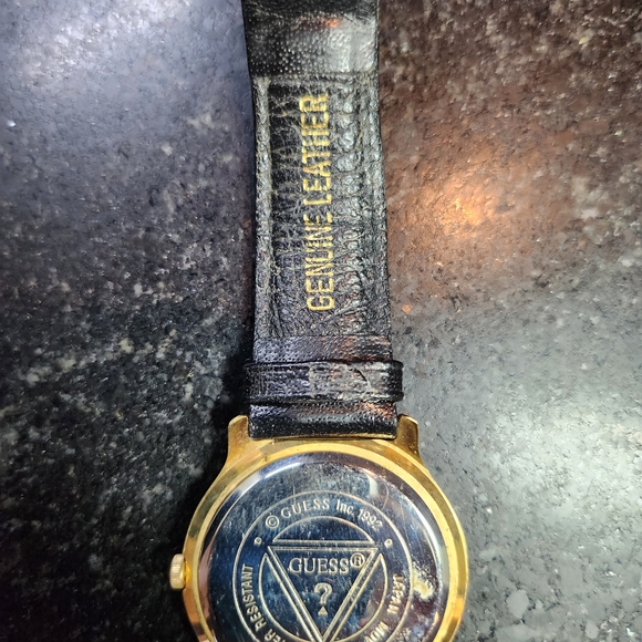 Vintage Guess Women\'s Gold and Black Watch